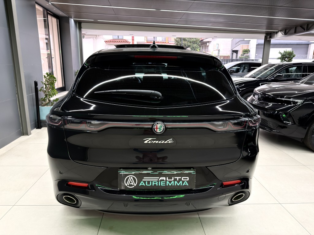 ALFA ROMEO TONALE PLUG IN HYBRID Q4 VELOCE TETTO APRIBILE